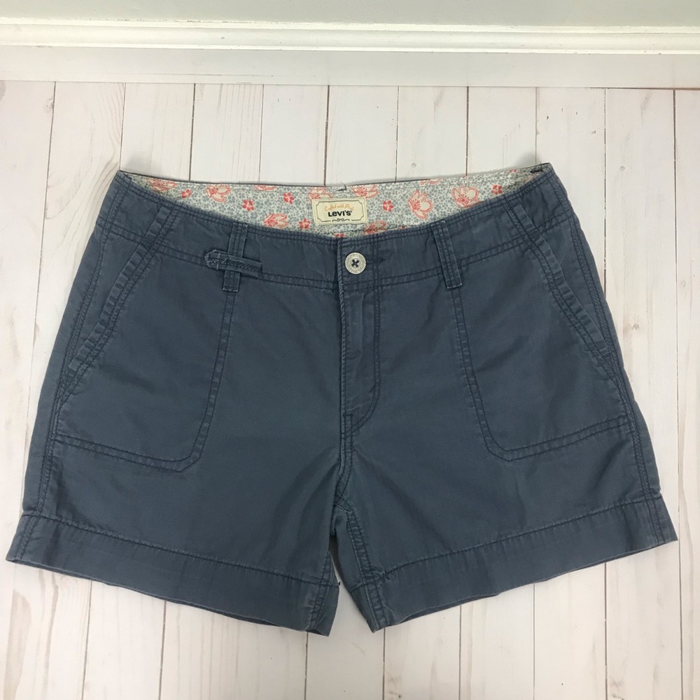 Levi’s Charcoal Gray Shorts size: 6